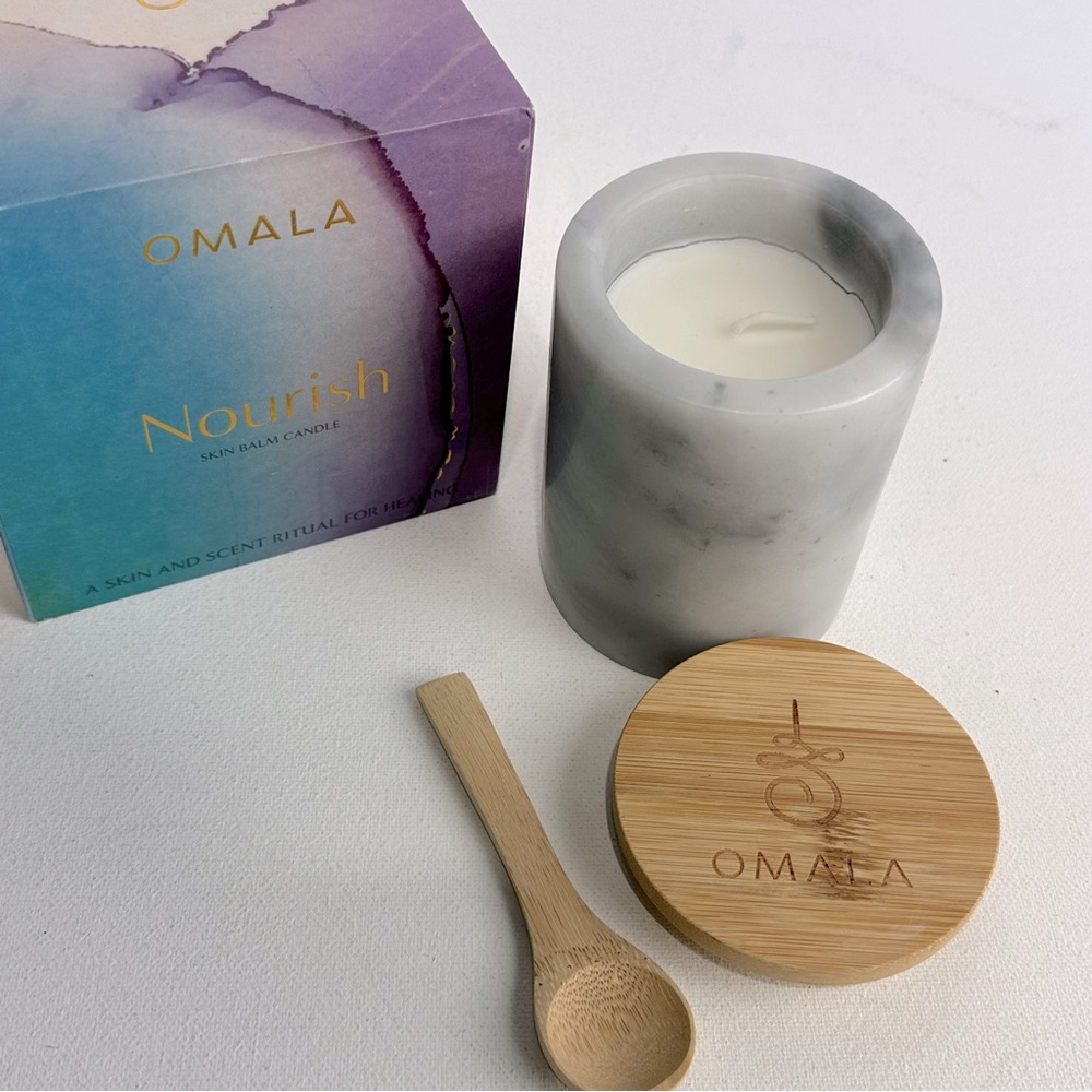 Omala Nourish Skin Balm Candle Uplift Grapefruit Eucalyptus Blood Orange 3.5 oz